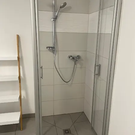 Lejlighed Mit Wifi Und 2 Schlafzimmern - B45533 *